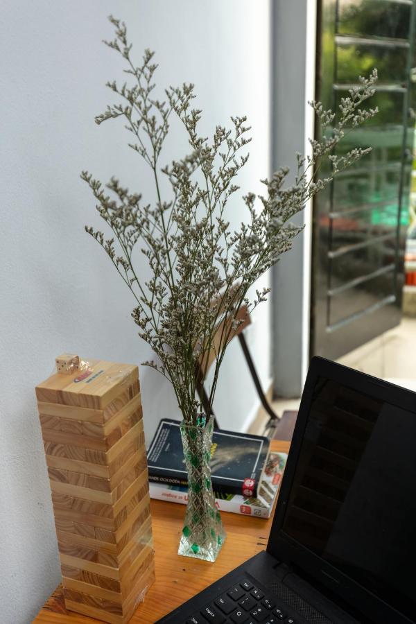 Az Hanoi Hostel ภายนอก รูปภาพ
